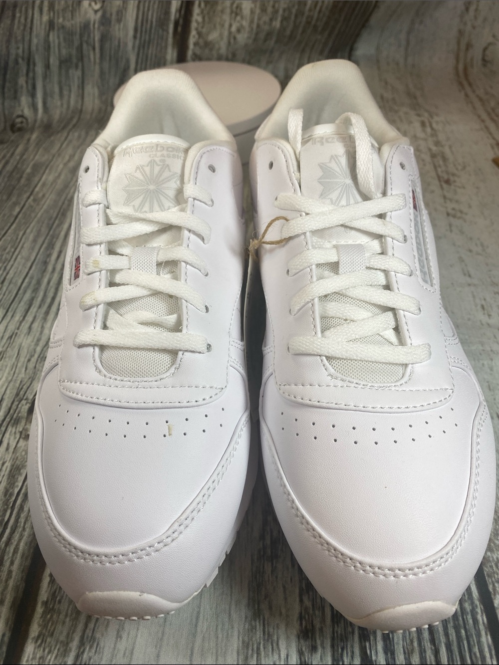Reebok Classic SP Vegan White Sneakers Women’s Size 8 NWT